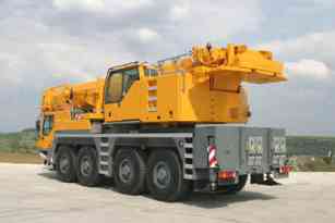 Liebherr LTM 1090-4.1, Liebherr